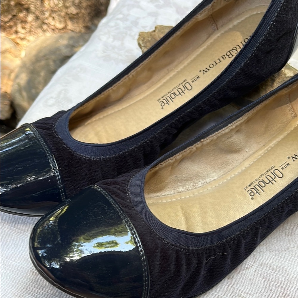 Croft & Barrow with Ortholite Dark Blue Ballet Flats with Patent Toe - Picture 2 of 12